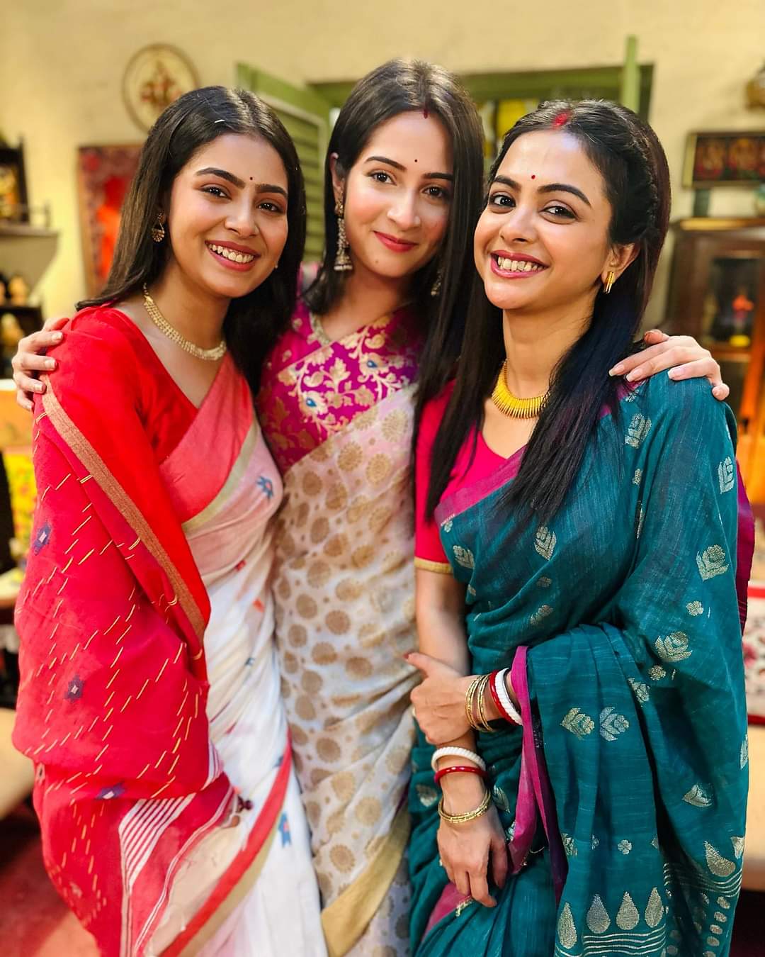 Tollywood,Entertainment,Bengali Serial,Bengali Actress,Shreema Bhattacherjee,Solanki Roy