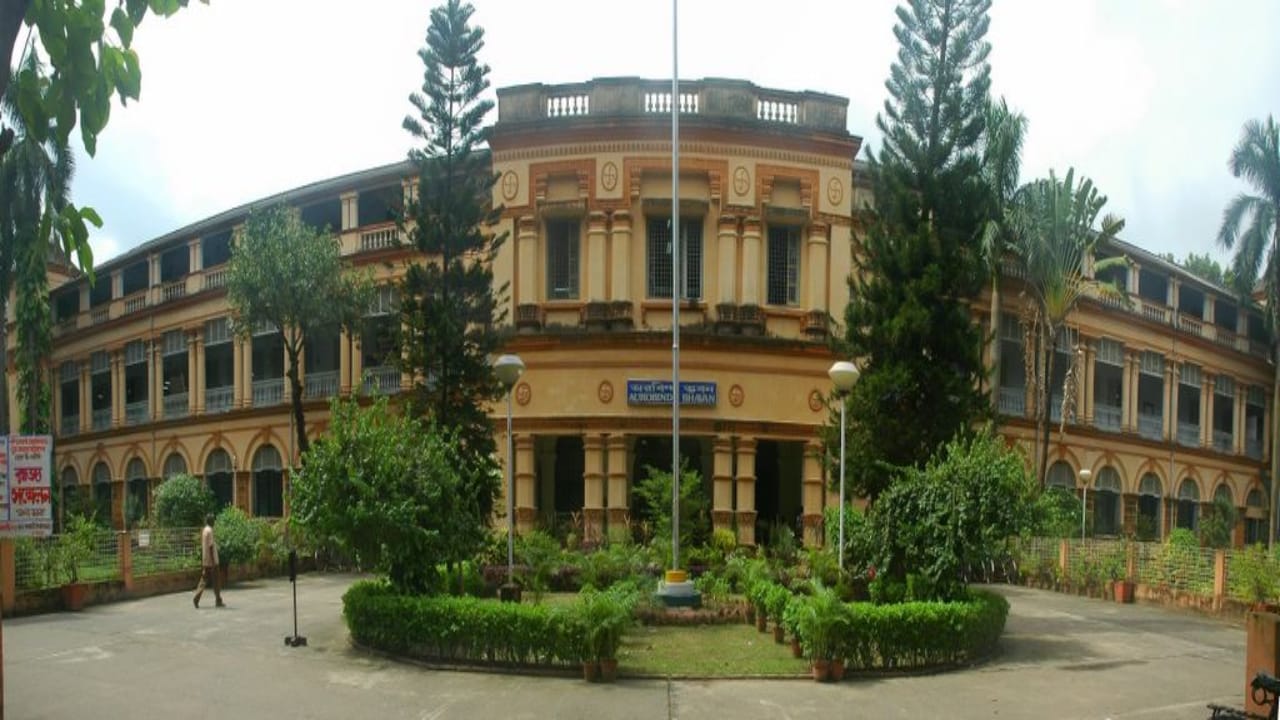 JU Student Death,Jadavpur University,main hostel,ragging,anti ragging