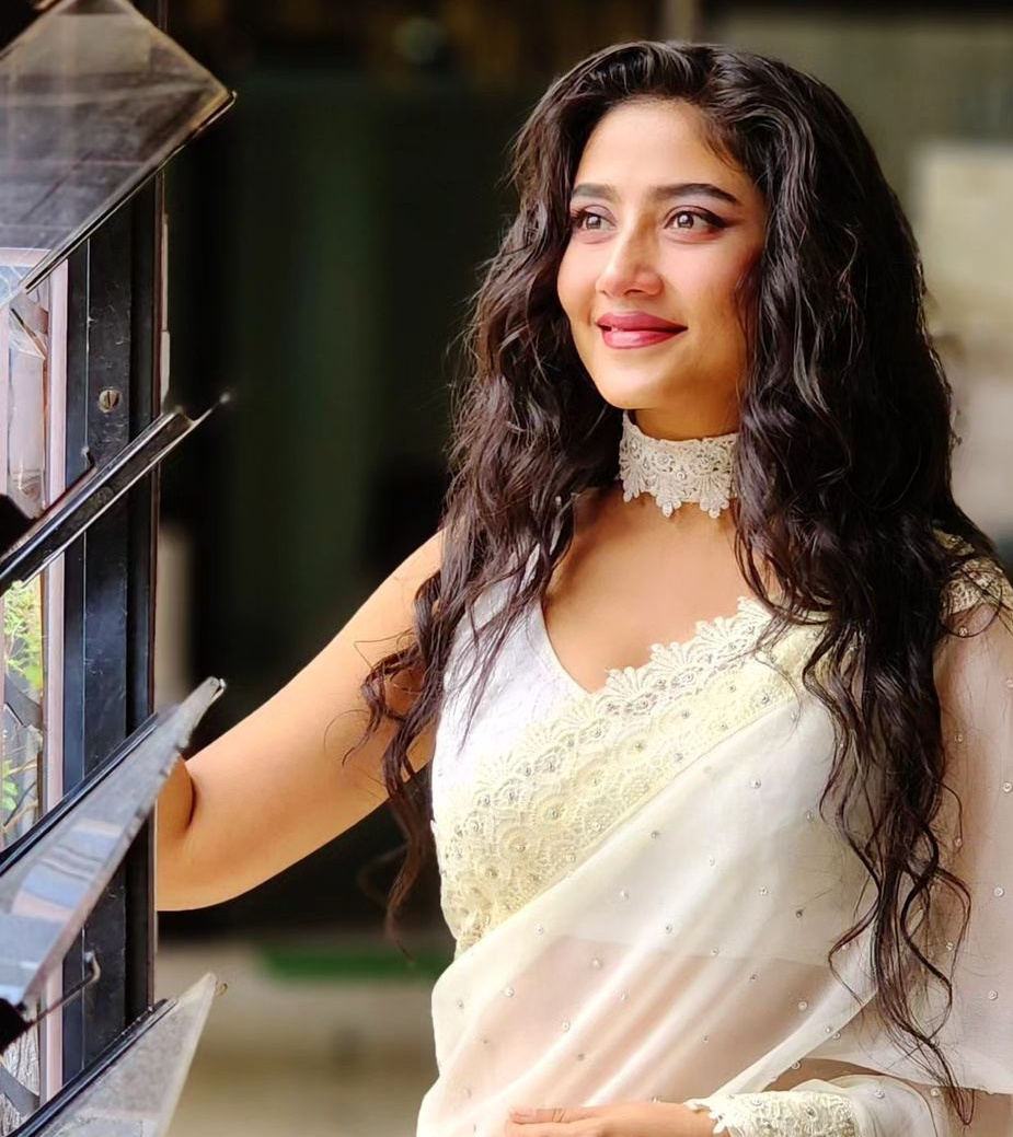 Tollywood,Bengali Movie,Upcoming movie,Jomaloye Jibonto Bhanu,Debleena Dutt