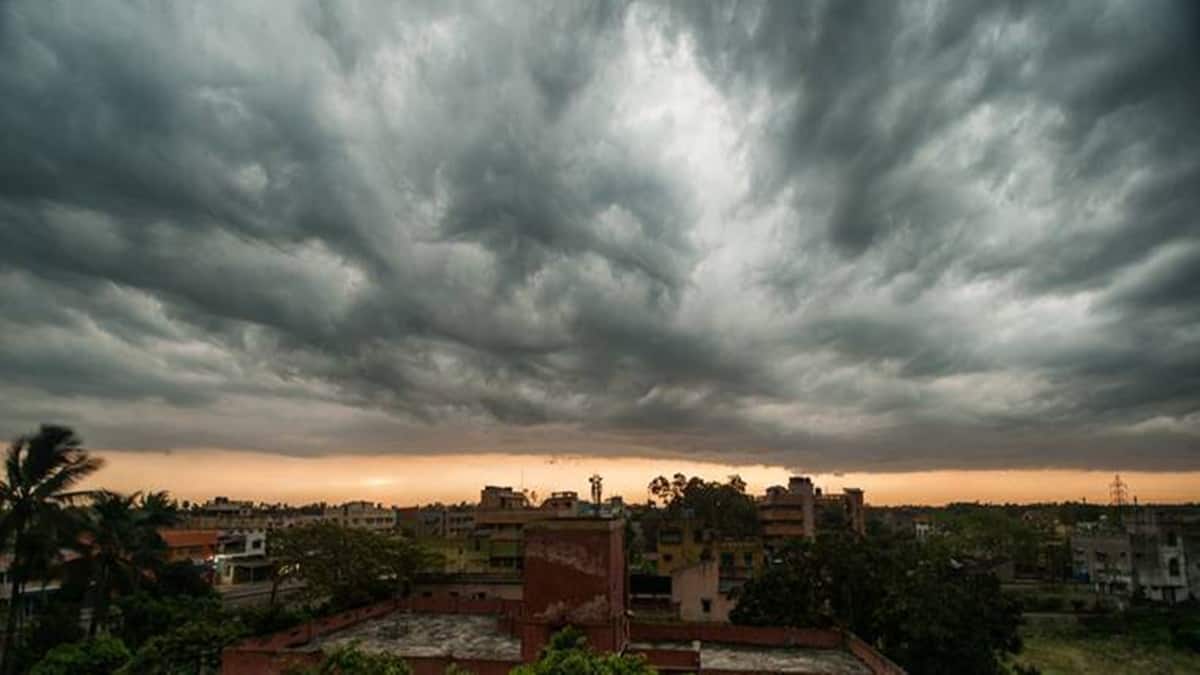 পুজো,নবমী দশমী,বঙ্গোপসাগর,ঘূর্ণাবর্ত,বৃষ্টি